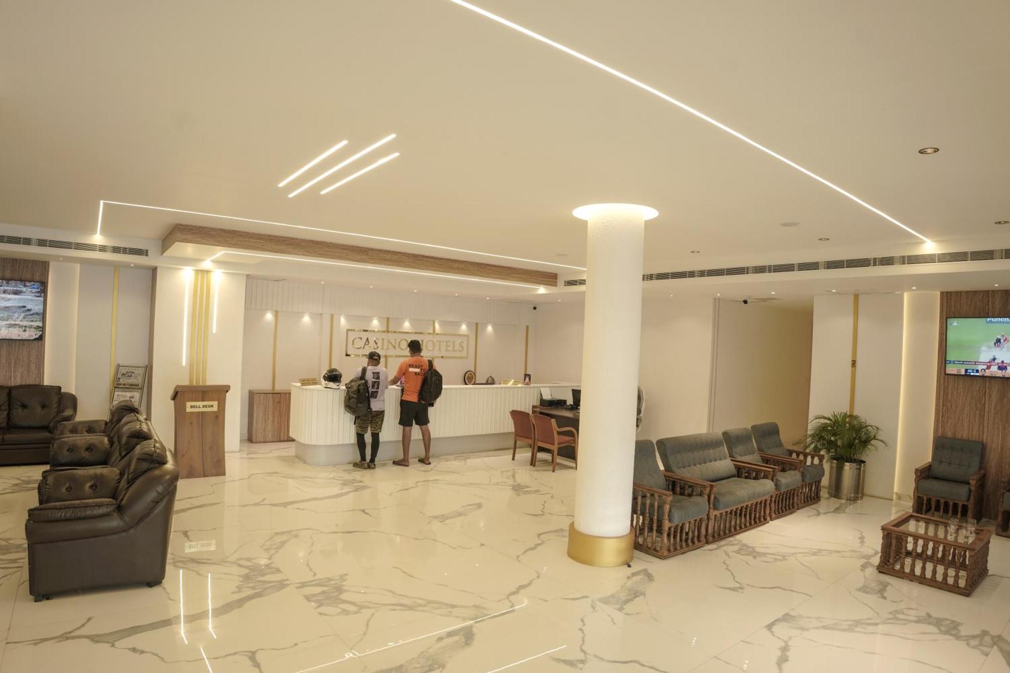 Casino Hotels Ltd Thrissur Eksteriør bilde