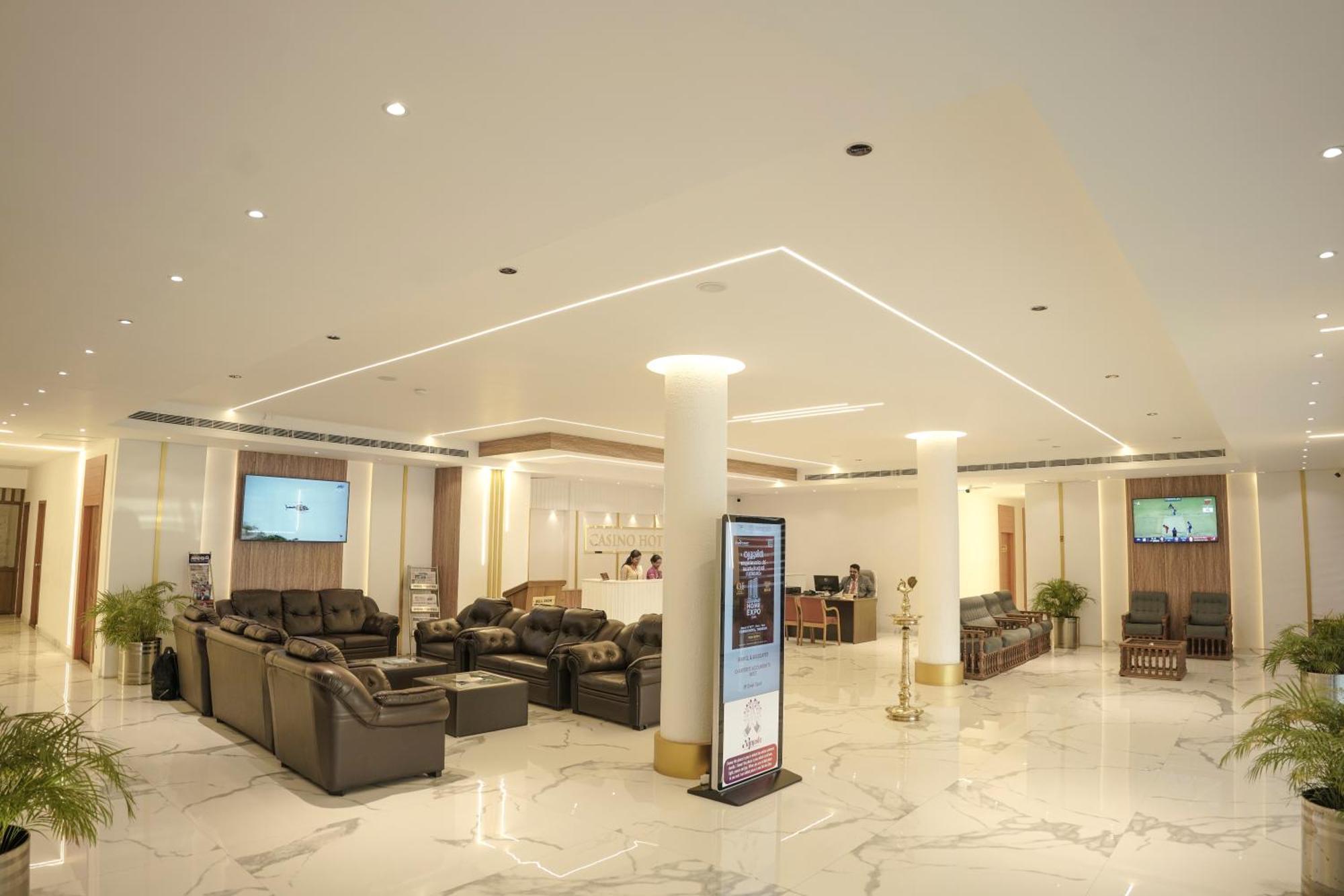 Casino Hotels Ltd Thrissur Eksteriør bilde
