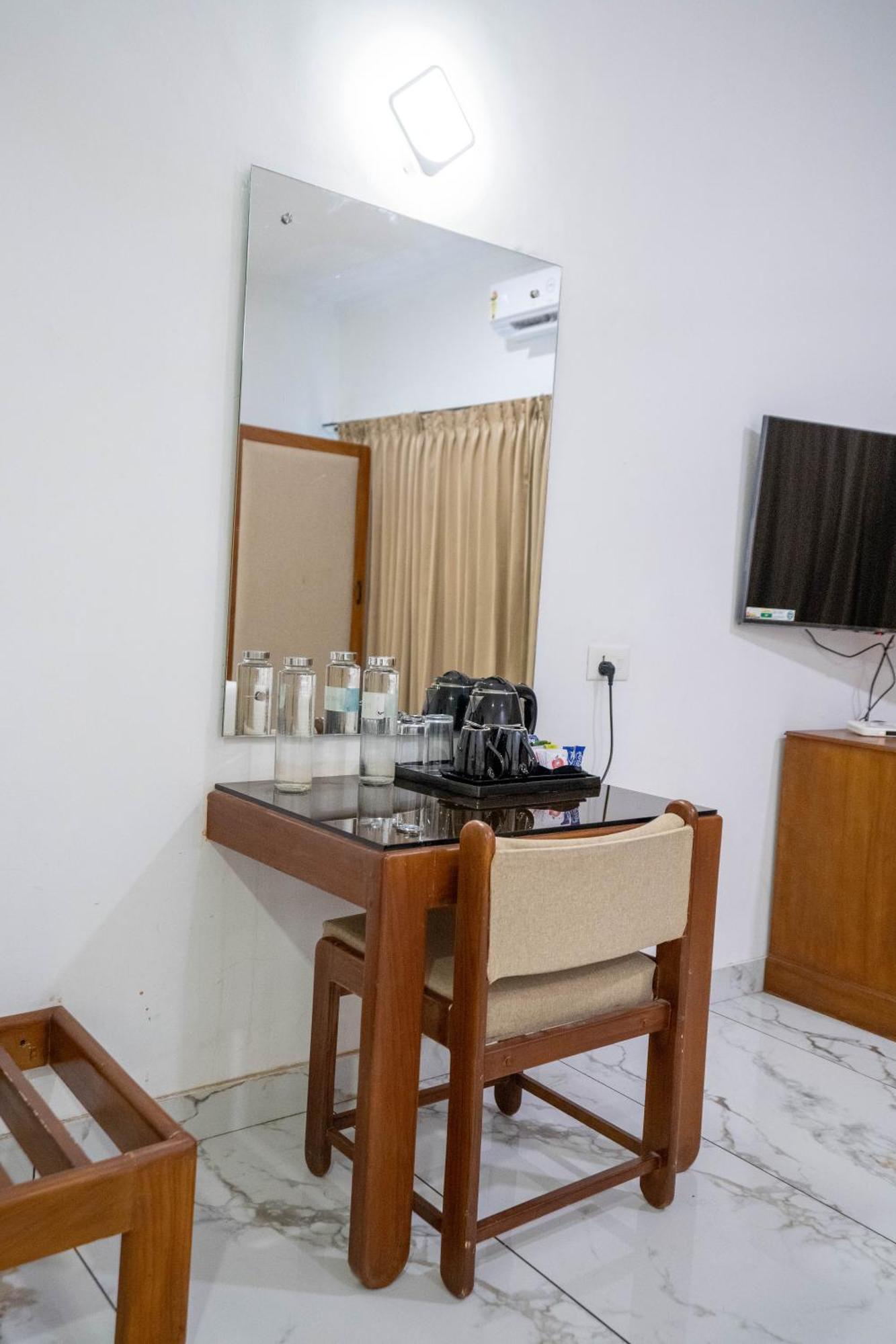 Casino Hotels Ltd Thrissur Eksteriør bilde
