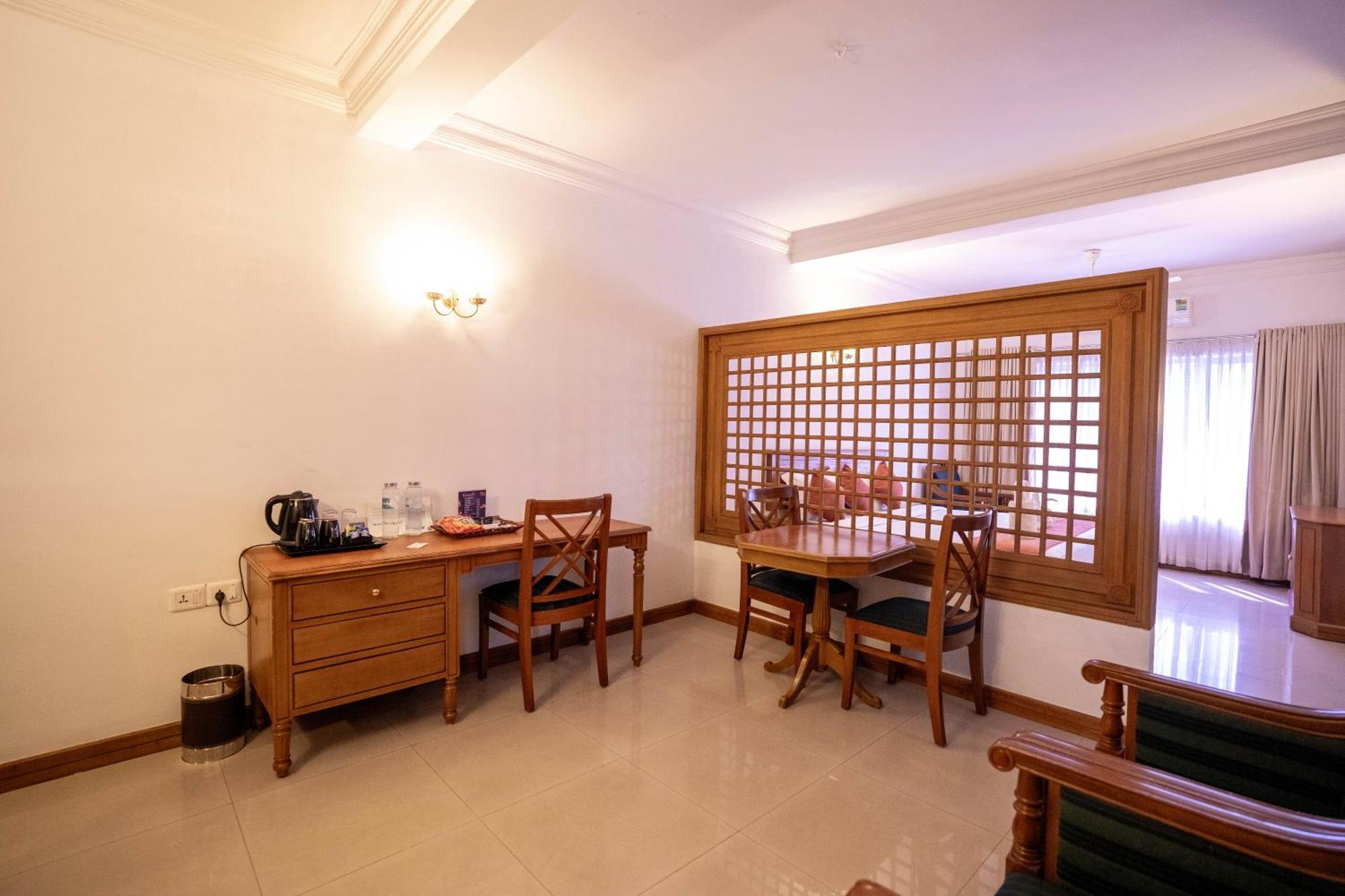 Casino Hotels Ltd Thrissur Eksteriør bilde