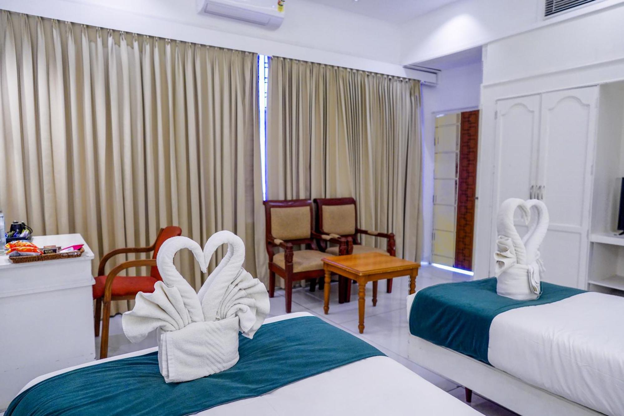 Casino Hotels Ltd Thrissur Eksteriør bilde