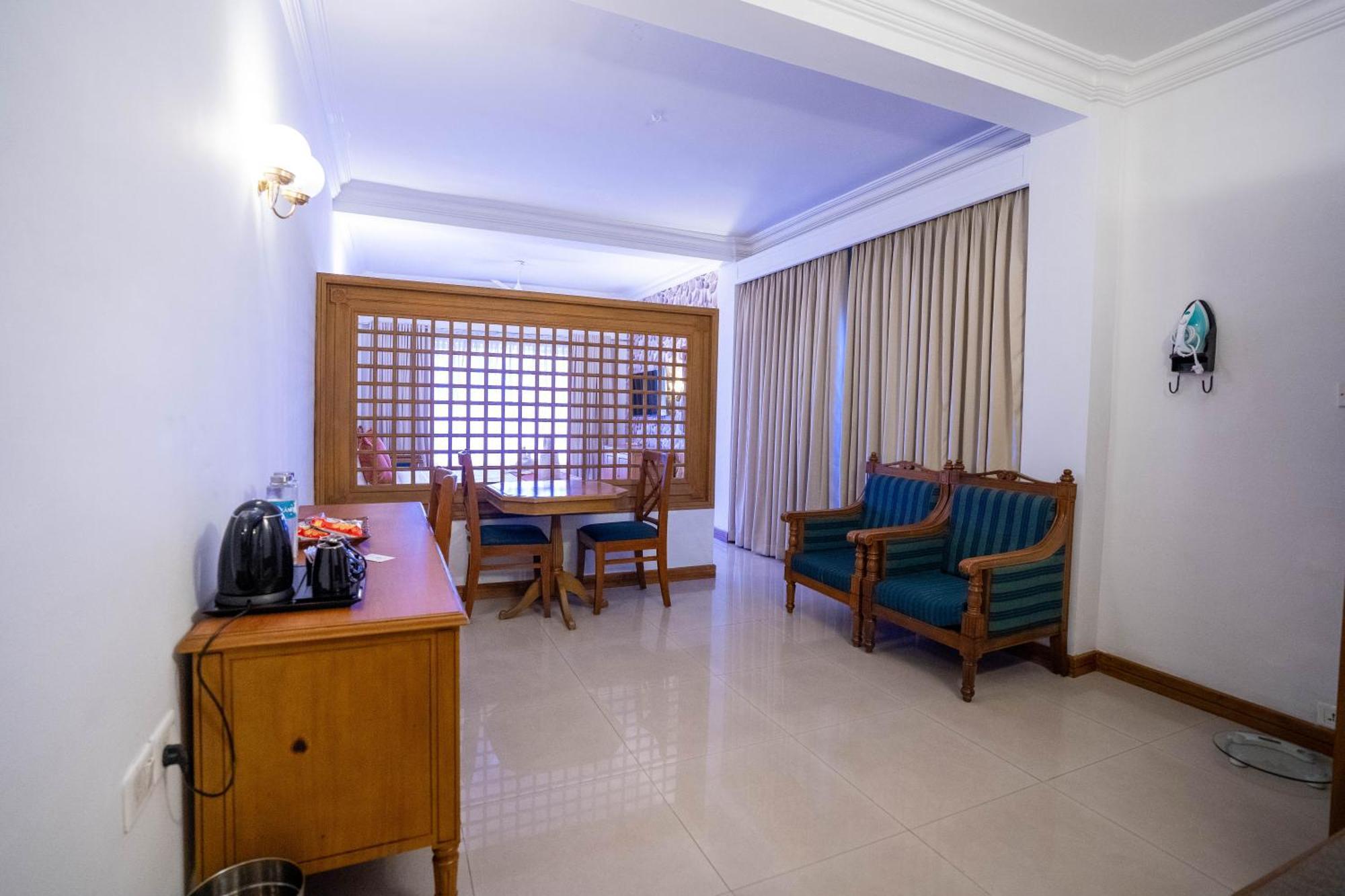 Casino Hotels Ltd Thrissur Eksteriør bilde